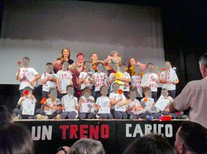 Viterbo - I bambini della scuola primaria Ellera in scena con "Un treno carico di diritti"