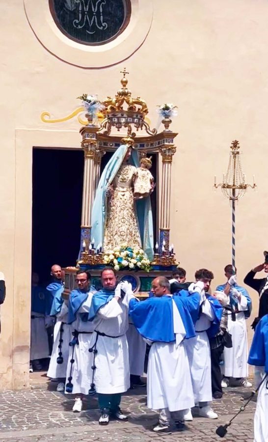 Capranica - La processione e il trasporto della Santissima Madonna delle Grazie