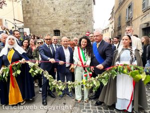Viterbo - Taglio del nastro per San Pellegrino in fiore 2024