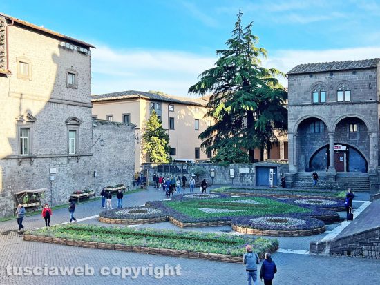 Viterbo - San Pellegrino in Fiore 2024, piazza San Lorenzo