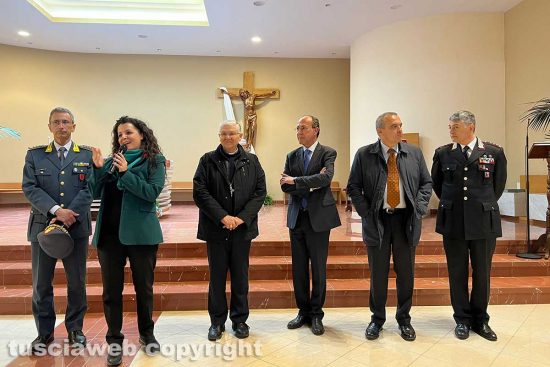 Viterbo - Da sinistra: Carlo Pasquali, Chiara Frontini, Orazio Francesco Piazza, Gennaro Capo, Fausto Vinci e Massimo Friano