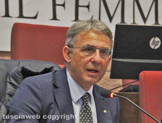 Civitavecchia - L'ex ministro dell'Ambiente Sergio Costa