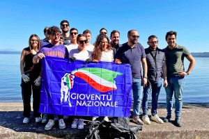 Montefiascone - I ragazzi di Gioventù nazionale con Antonella Sberna