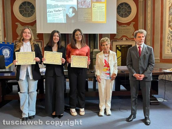 Viterbo - Premio letterario Alessandro Vismara - Le seconde classificate - Alexandra Silion, Elisa Pagliarello e Giulia Albis