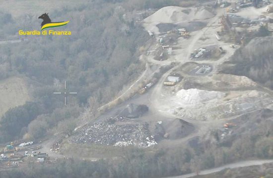 Civita Castellana - L'area posta sotto sequestro dalla guardia di finanza