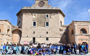 Civitavecchia - La guardia costiera festeggia con i bambini la fine del progetto Etwinning