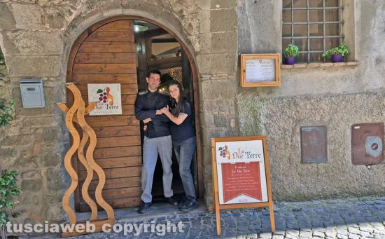 Montefiascone - Il ristorante "Le due terre" - Leonardo Paoli e Pamela Yakimova