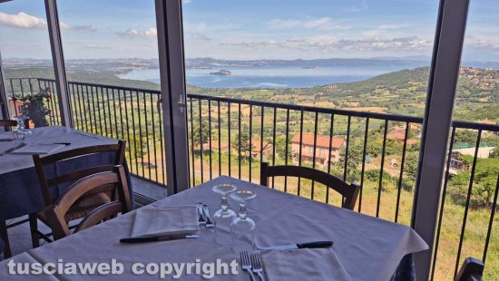 Montefiascone - Il ristorante-pizzeria "Al Miralago"