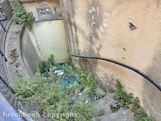 Viterbo - I bagni pubblici di piazza dei Caduti