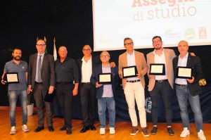 Viterbo - Cassa Edile - La consegna degli assegni di studio ai figli dei lavoratori iscritti