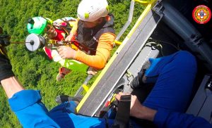 Viterbo - Escursionista scivola sul sentiero alla vetta del monte Pallanzana
