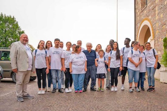 La carovana di Destinazione Capo Nord lascia l’Italia e raggiunge l'Austria