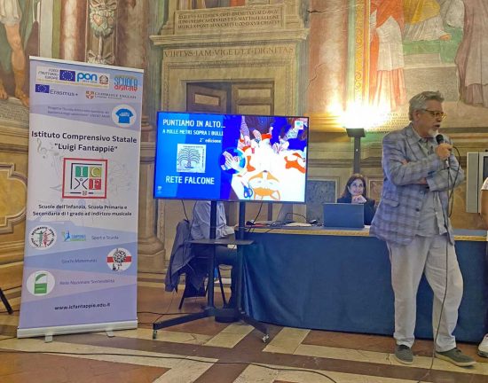 Viterbo - L'evento "Puntiamo in alto… a mille metri sopra i bulli" dell'istituto comprensivo Fantappié