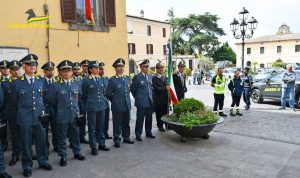 Bolsena - Guardia di finanza - Corpus Domini con la riproduzione floreale dell’immagine di San Matteo