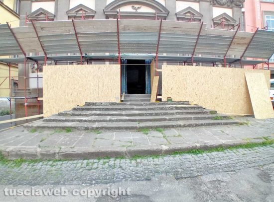 Viterbo - La mantovana a protezione della chiesa della Pace