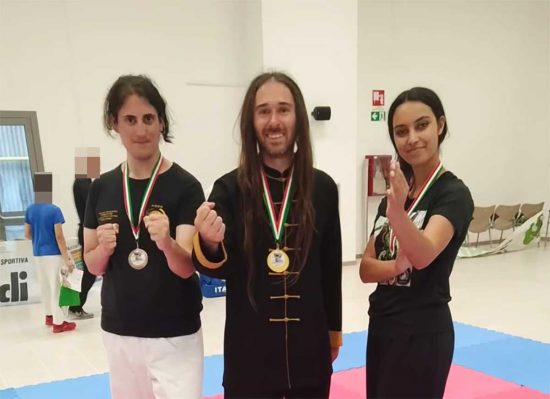 Viterbo - Scuola Shui Long - Fabio De Angelis e gli allievi 