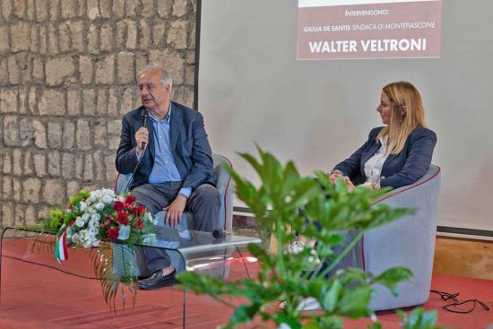 Montefiascone - Evento per ricordare Enrico Berlinguer - Da sinistra Walter Veltroni e la sindaca Giulia De Santis