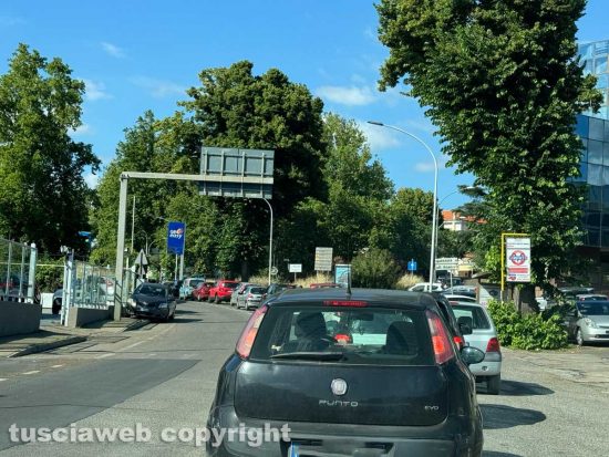 Viterbo - Passa la Mille Miglia e il traffico va in tilt