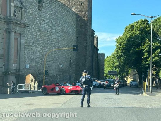 Viterbo - Passa la Mille Miglia e il traffico va in tilt