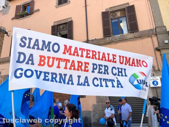 Viterbo - Uil in piazza contro la sindaca Chiara Frontini