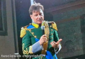 A piazza San Lorenzo la banda musicale della guardia di finanza - Il maestro colonnello Leonardo Laserra Ingrosso