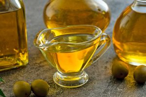 La produzione e la vendita dell'olio d'oliva