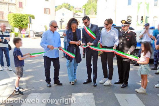Bolsena - L’inaugurazione della festa delle ortensie