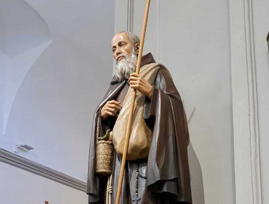 La statua di San Crispino