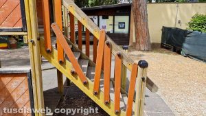 Viterbo - I giochi per bambini a pratogiardino Lucio Battisti