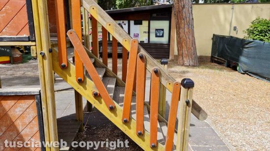 Viterbo - I giochi per bambini a pratogiardino Lucio Battisti