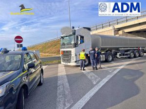 Guardia di finanza e agenzia delle dogane - Controlli autocisterne
