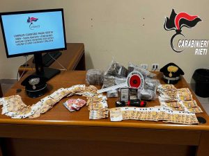 Collevecchio - Spaccio di hashish e cocaina, sgominato sodalizio tra la Sabina e la periferia romana