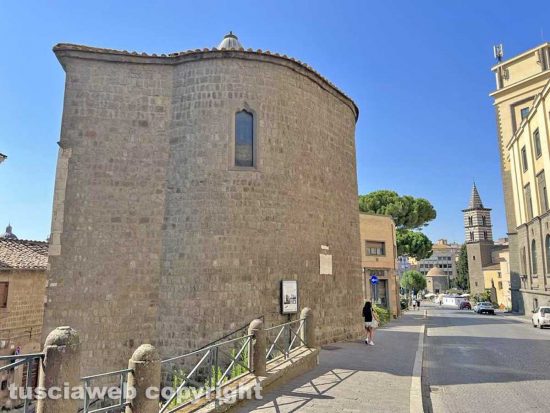 Viterbo - La chiesa di Santa Maria della Salute