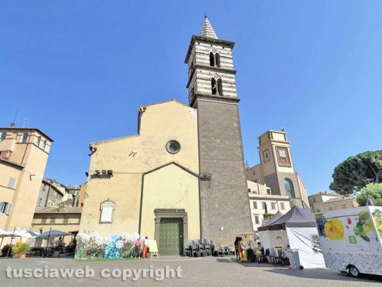 Viterbo - La seconda facciata della chiesa degli Almadiani