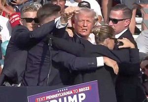 L'ex presidente Donald Trump è stato ferito durante un comizio