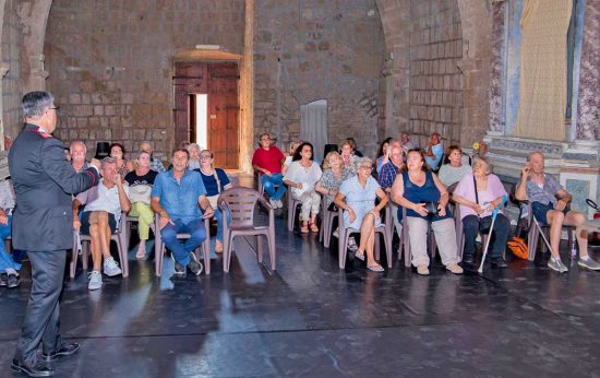 Barbarano Romano - I carabinieri incontrano i cittadini per la campagna contro le truffe agli anziani