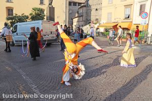 Ludika 1243 - La sfilata in centro