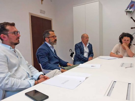 Viterbo - La sindaca Chiara Frontini e il consigliere delegato ai rapporti con le imprese, Marco Nunzi, all'incontro con i vertici di Cna e Confartigianato