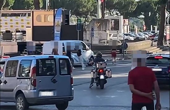 Viterbo - Schiaffi e calci tra giovani a piazza del Sacrario