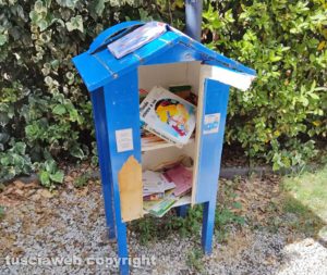 Viterbo - La casina blu dei libri al Parco Lubich