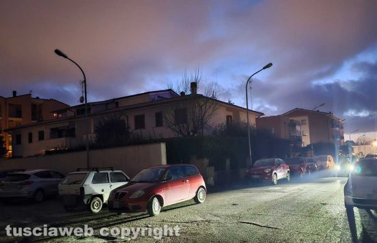 Viterbo - Lampioni spenti in via Santa Giacinta Marescotti