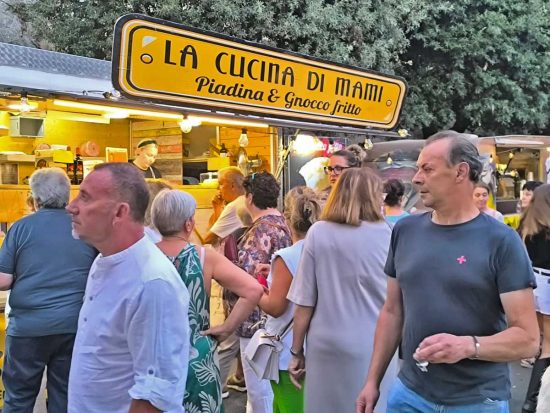 Farnese - Farnese street food truck