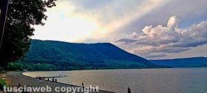 La quiete del lago di Vico