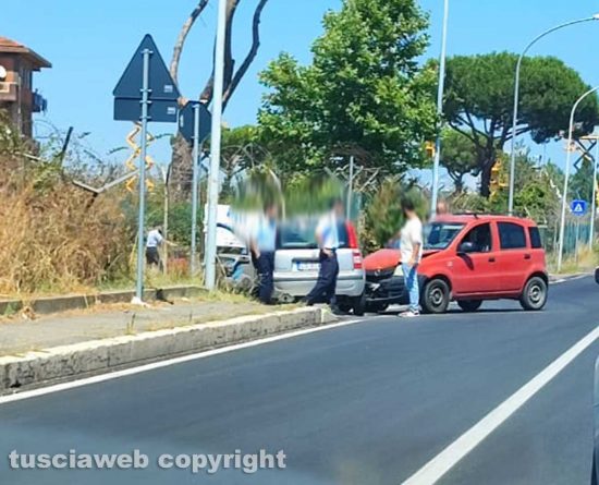 Viterbo - Incidente sulla Tuscanese