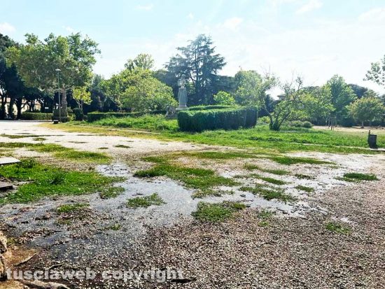 Viterbo - La perdita d'acqua a pratogiardino