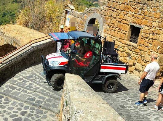 Bagnoregio - Il quad della Cri in azione