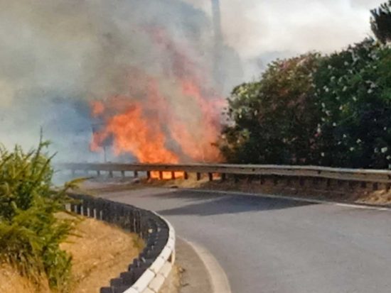 Viterbo - Incendio vicino le terme sulla Cassia sud
