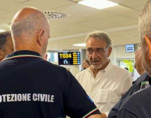 Roma - Il presidente della regione Rocca visita i vigili del fuoco e i volontari della protezione civile feriti all'ospedale Sant'Eugenio
