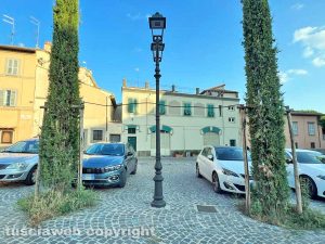 Viterbo - Piazza della Trinità