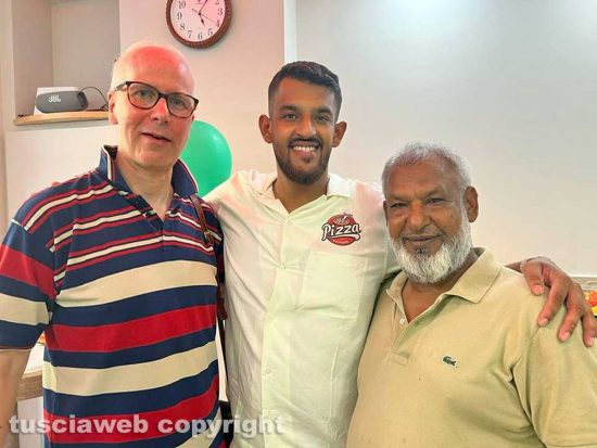 Viterbo - Rob e Riyad Miah con Paolo Moricoli